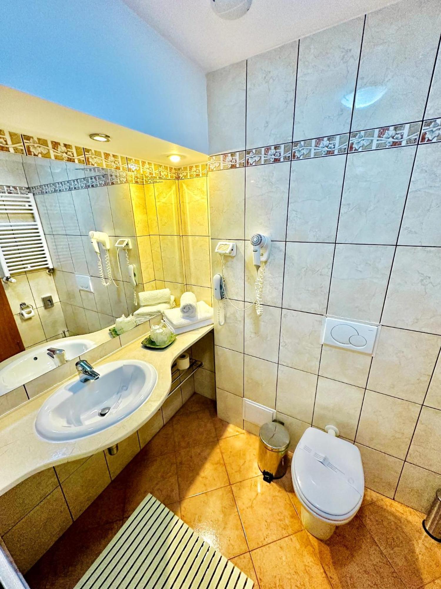 Atrium Panoramic Hotel & Spa 프레데알 외부 사진